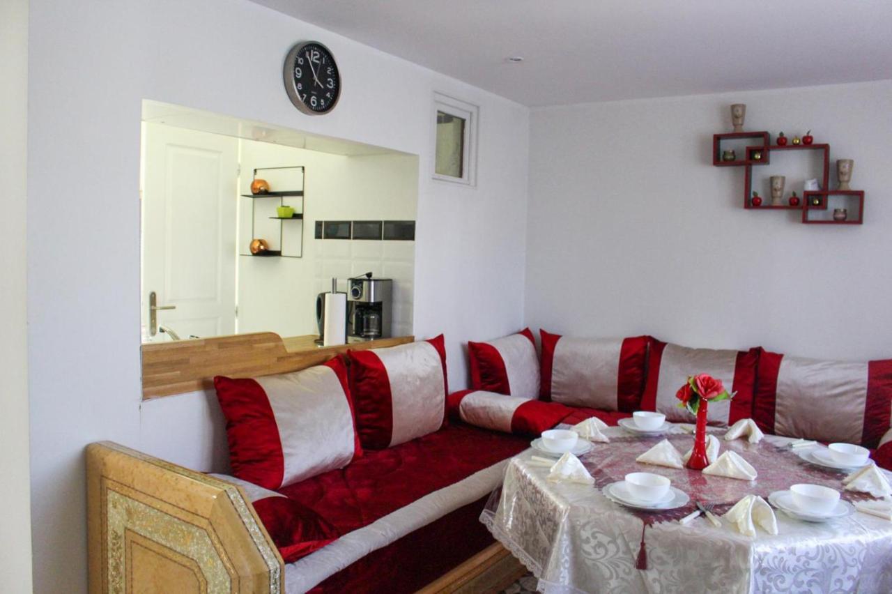 Appartement Avec Terrasse Blois Kültér fotó
